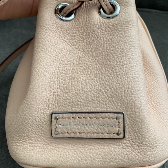 Marc By Marc Jacobs Mini Bucket Bag. - Picture 11 of 13